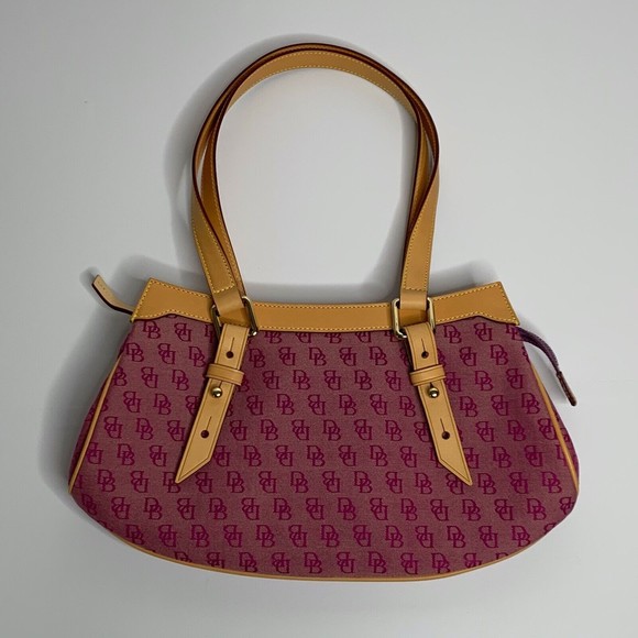 Dooney & Bourke Signature Pink Canvas Medium Slim Pouch DB Logo New without Tag - Picture 3 of 8